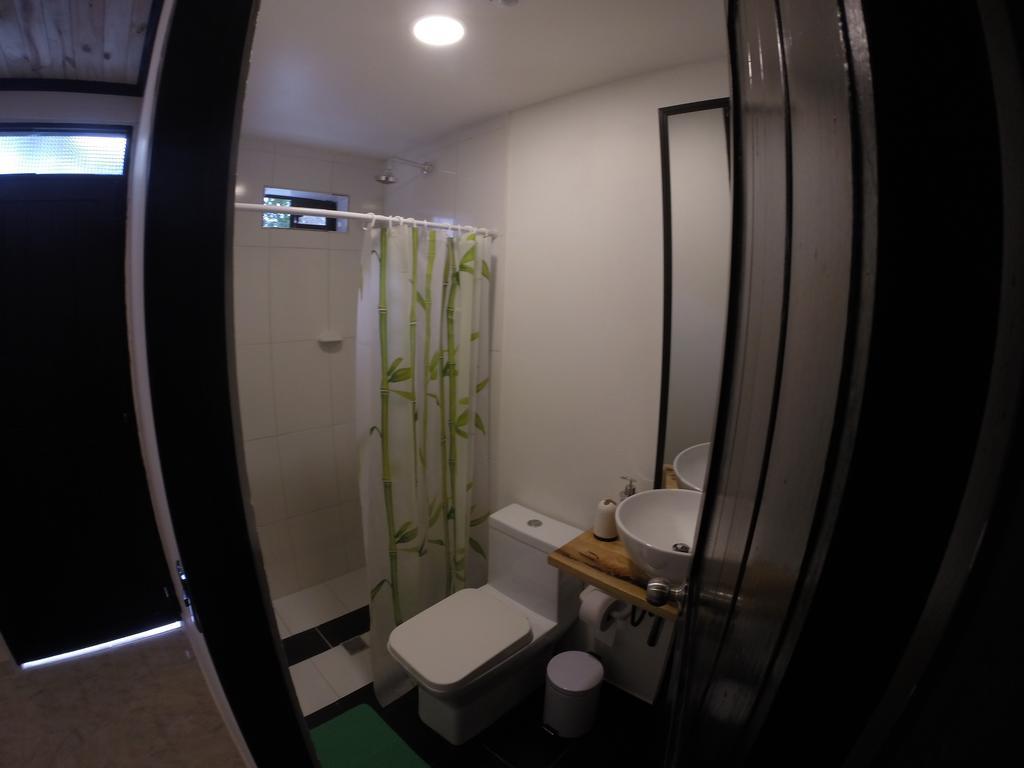 Blackpine Hostel Меделин Екстериор снимка